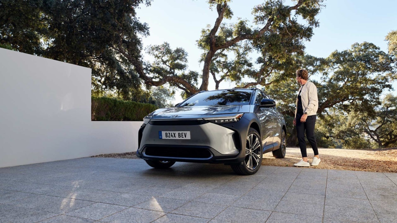 01-toyota-bz4x-galerie-aussenausstattung-3