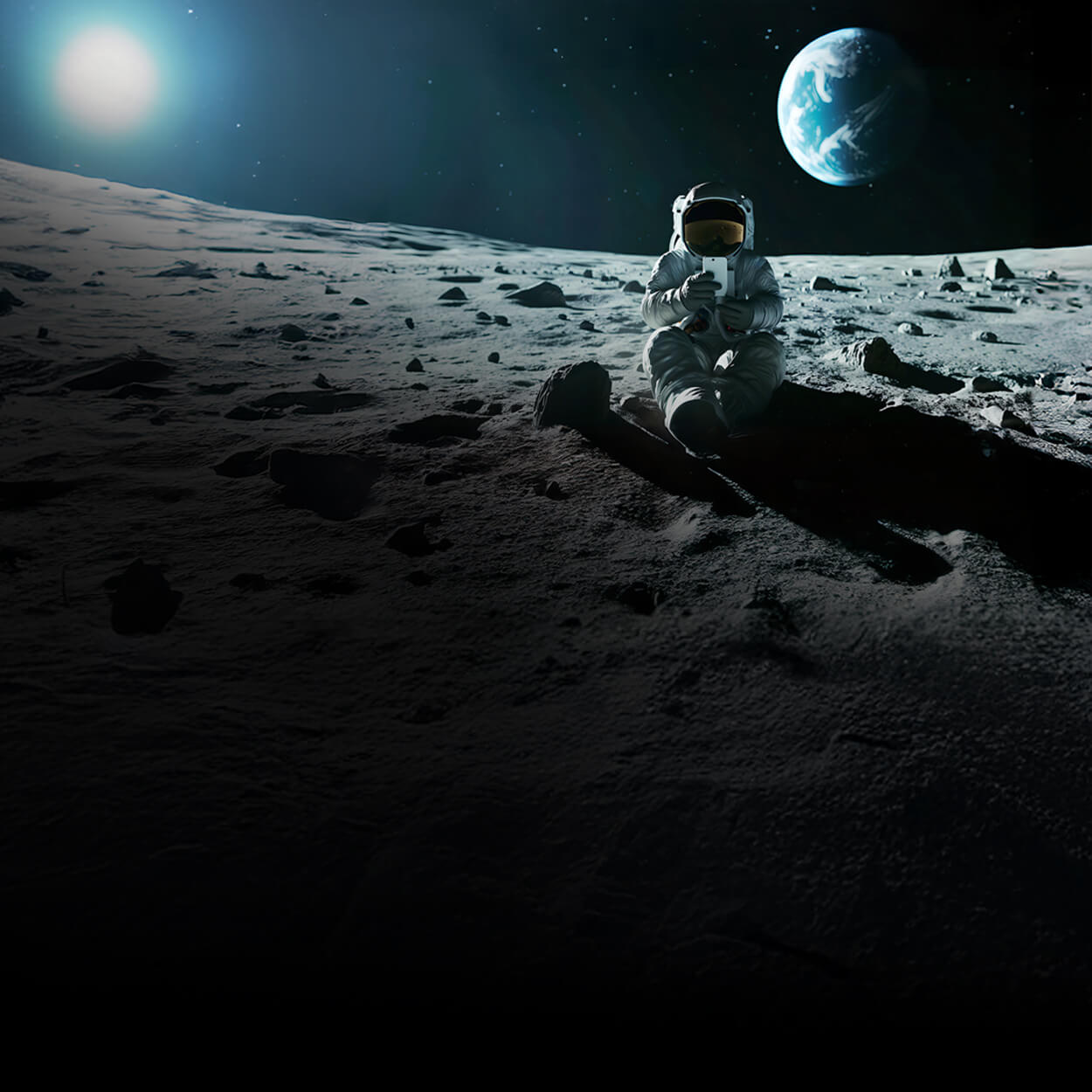 Astronaut sitzt im Raumanzug auf einem Stein auf dem Mond mit einem Smartphone in der Hand