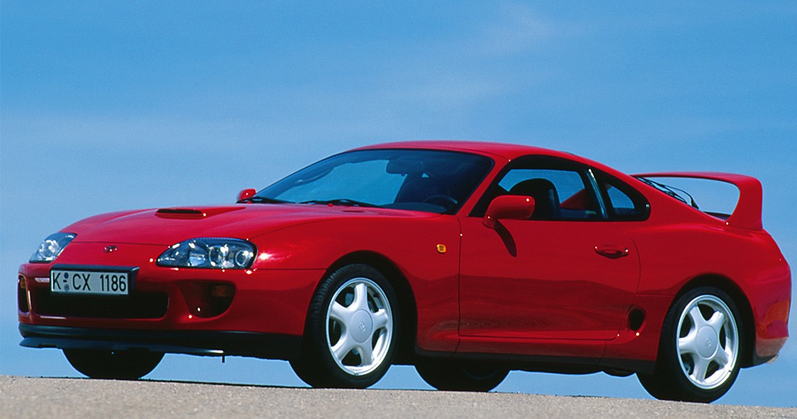 Roter Toyota GR Heritage