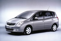 Toyota Corolla Verso (2001)