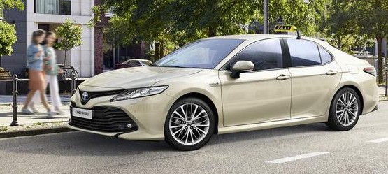 Ein Toyota Camry Taxi