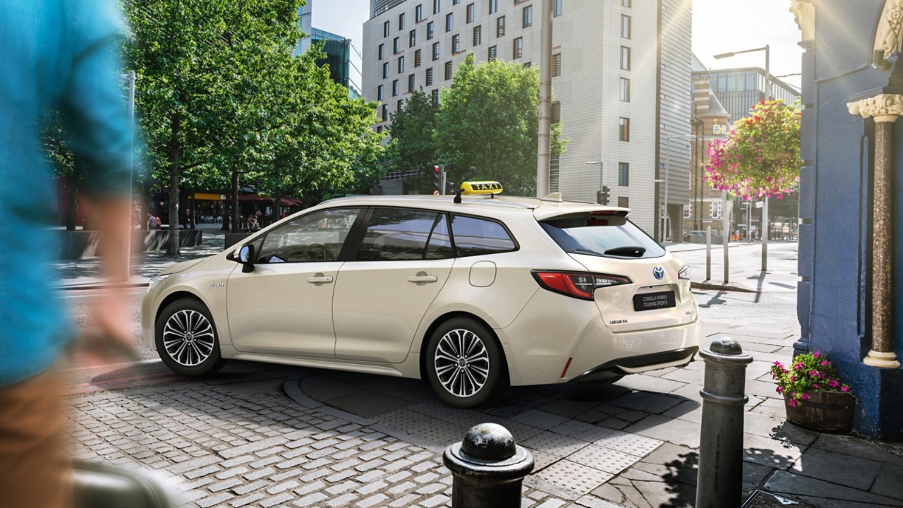 Toyota Corolla Touring Sports Hybrid Taxi
