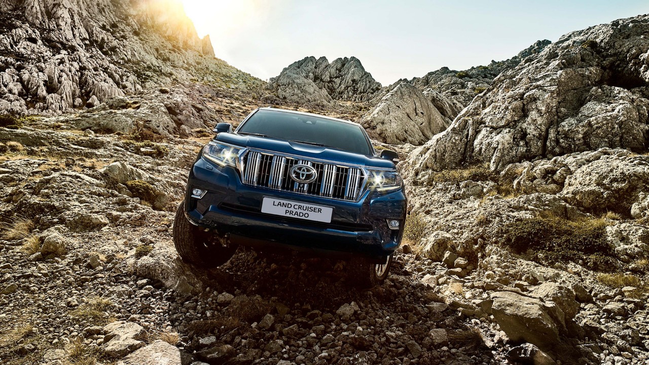 Land Cruiser im Gebirge