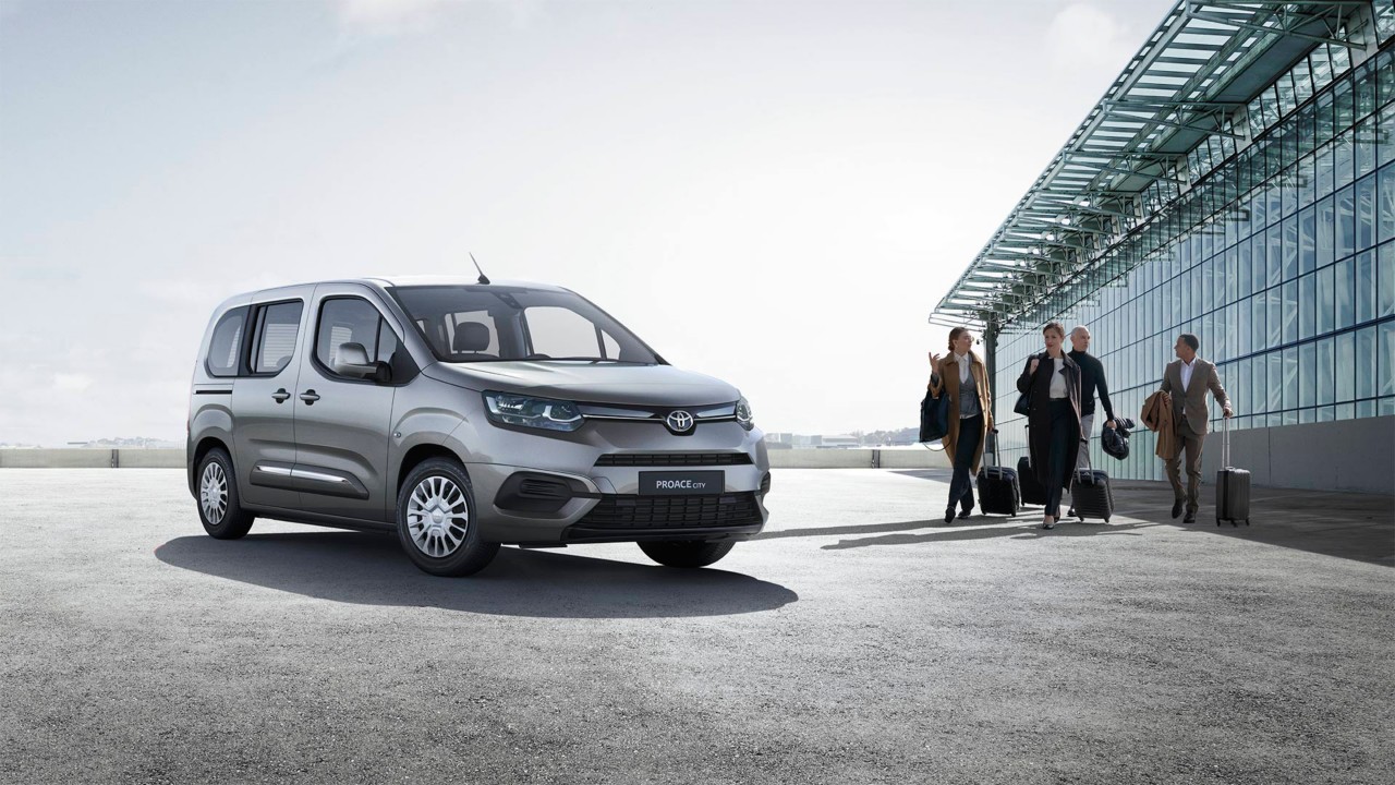 02-toyota-proace-city-verso-galerie-aussenausstattung