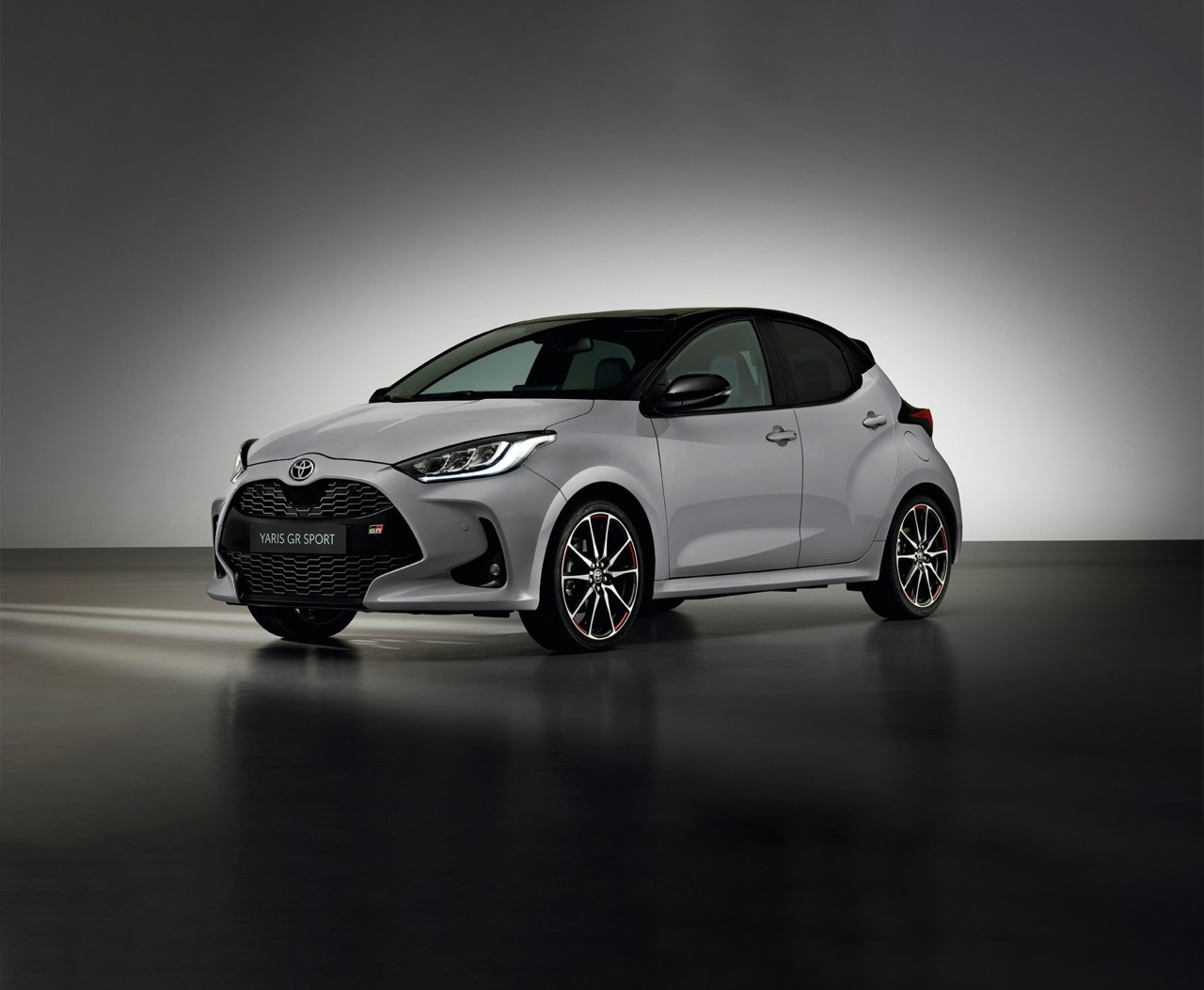 toyota-yaris-grs-2021-gallery-21-full_erweitert