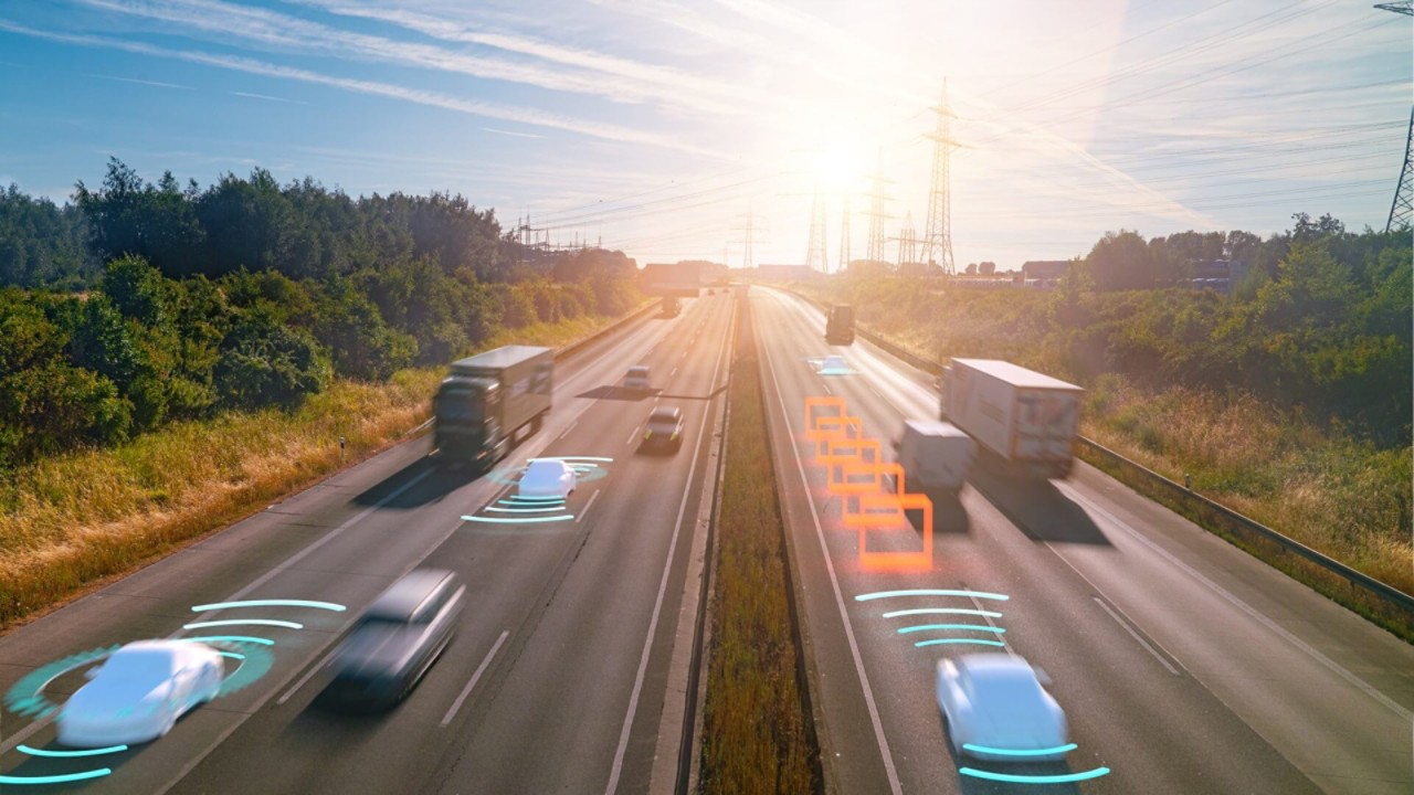 autonome Fahrzeuge auf der Autobahn
